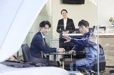 數字技術在汽車服務行業中的應用 韓語客戶咨詢與汽車信息服務的智能化變革